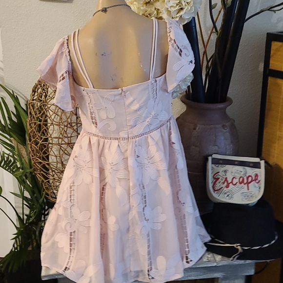 SALE LOVERS AND FRIENDS PINK EMBROIDERED DRESS - Picture 13 of 16